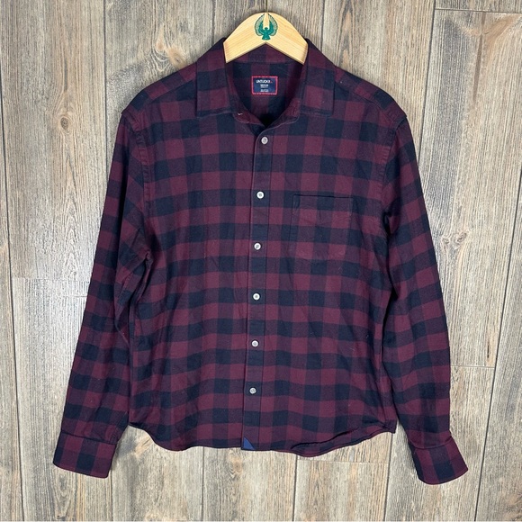 Untuckit Barrelstone Maroon Regular Fit Checkered Flannel Button Up Shirt - Picture 1 of 5